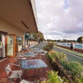 Front Outdoor Courtyard